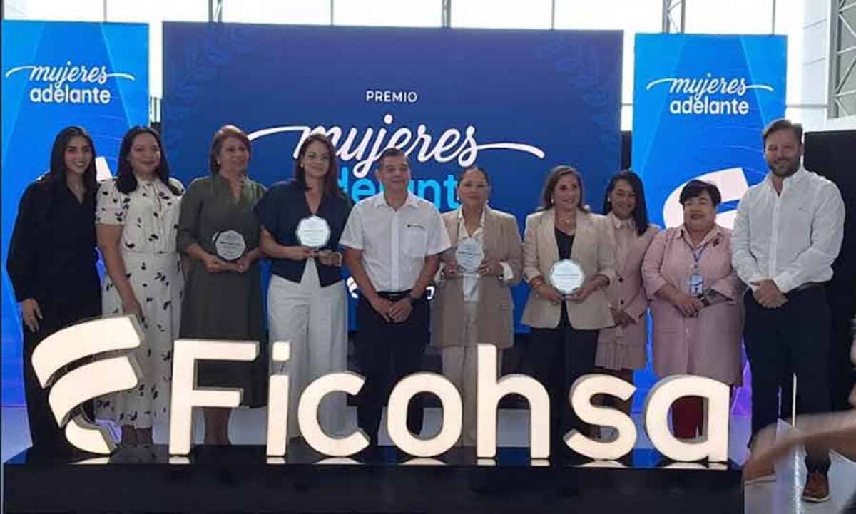 Ficohsa y el liderazgo femenino: el éxito de Mujeres Adelante que está cambiando vidas